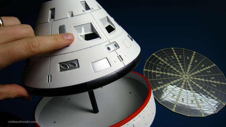 NASA Orion 1:25 with Service Module